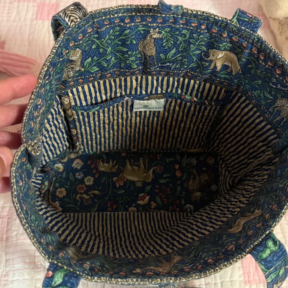 Vera Bradley Animal Kingdom Tote - Picture 3 of 4